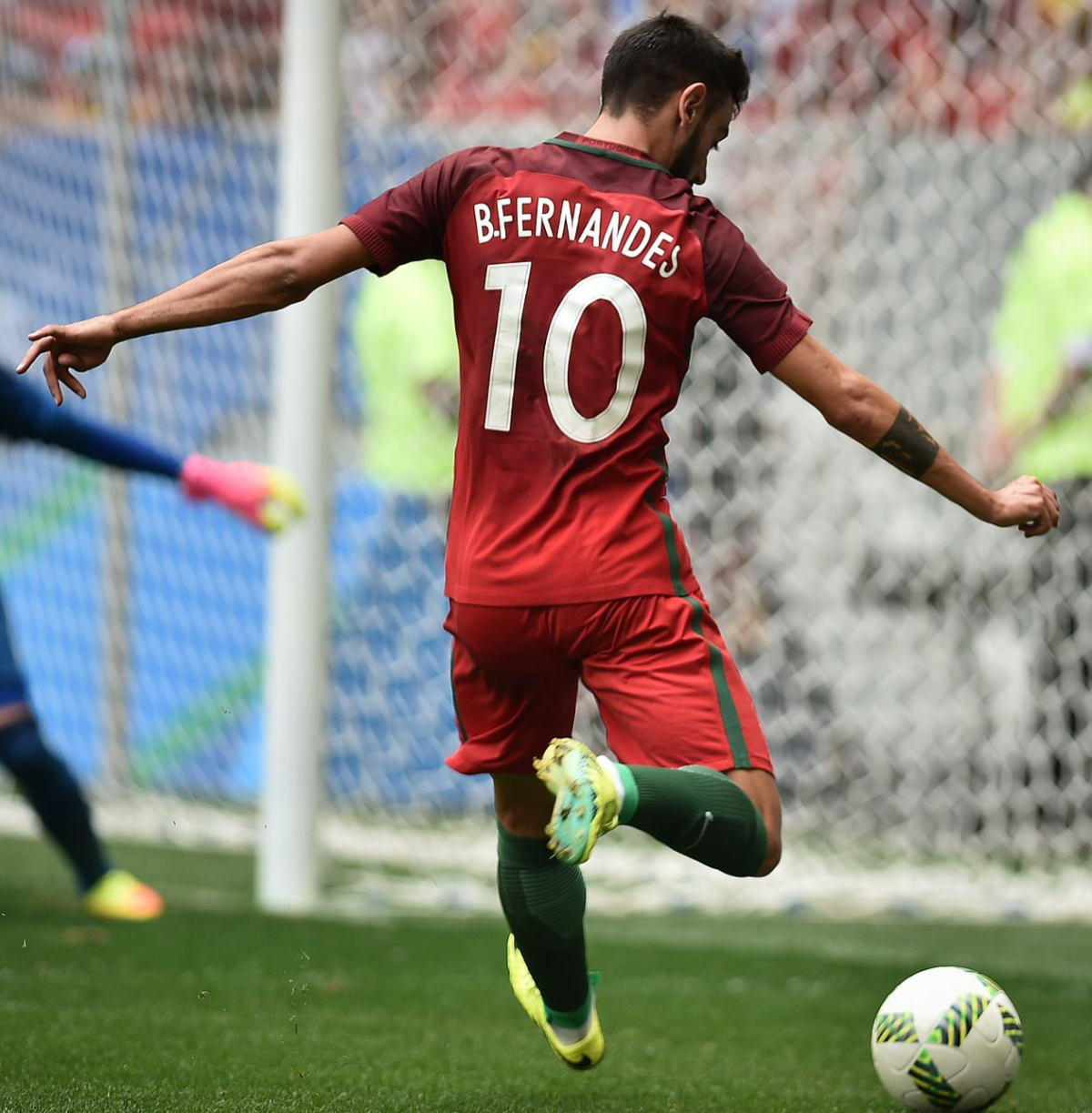 Bruno Fernandes: Biography and Net Worth - Manchester United's Portuguese Playmaker